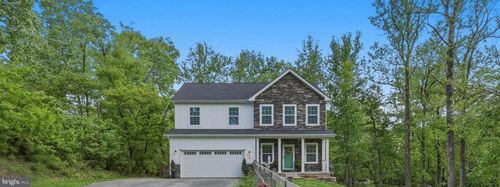 580 Dey Dr, HARPERS FERRY, WV, 25425-6448 | Card Image