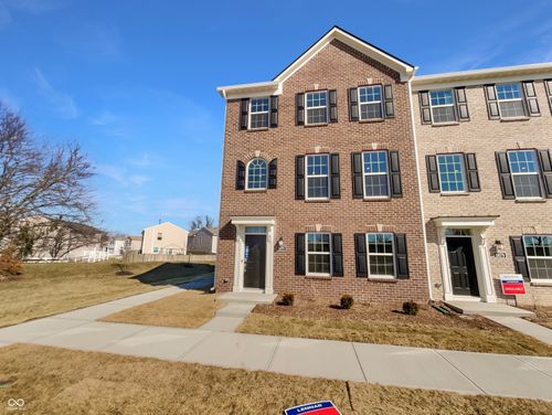 5875 Farwell Ave, Plainfield, IN, 46168-9229 | Card Image