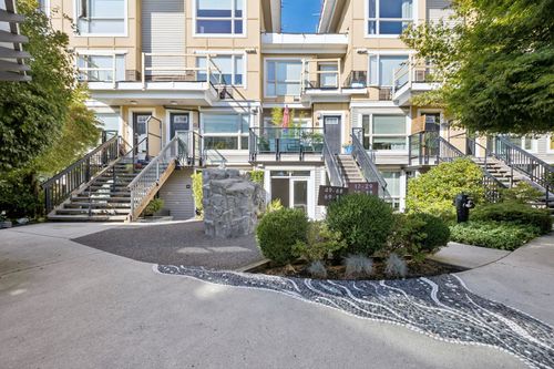 22-728 W 14th St, North Vancouver, BC, V7M0A8 | Card Image