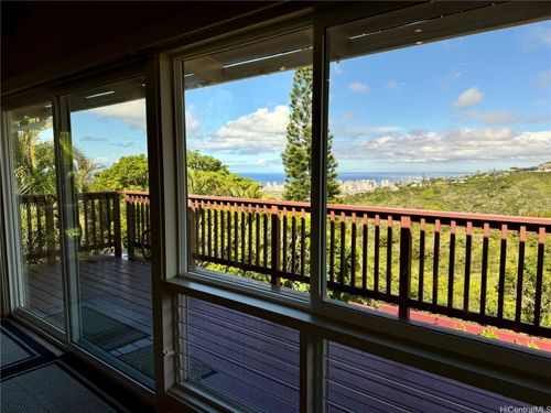 2164 Halekoa Dr, Honolulu, HI, 96821-1055 | Card Image