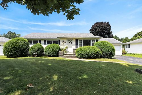 38 Stanridge Ct, Irondequoit, NY, 14617-4913 | Card Image