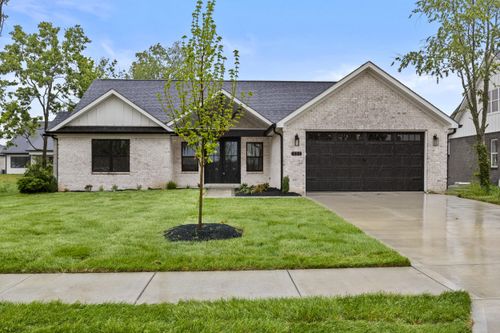 221 Madison Ave, Nicholasville, KY, 40356-2772 | Card Image