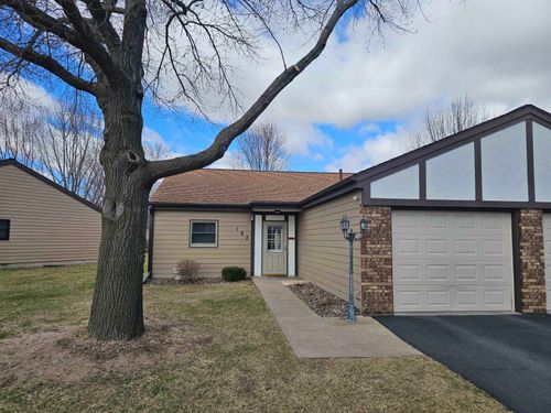 182 Amstar Dr, CHIPPEWA FALLS, WI, 54729-3821 | Card Image