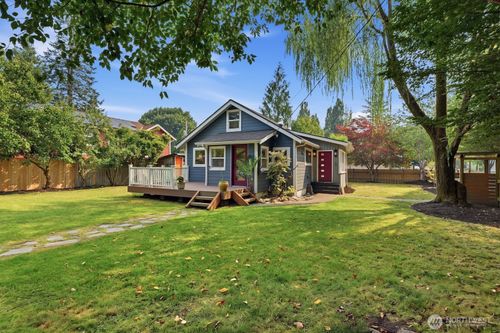 38564 Se River St, Snoqualmie, WA, 98065-9657 | Card Image