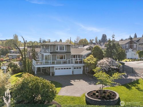 603 Warren Avenue, Everett, WA, 98201 | Card Image