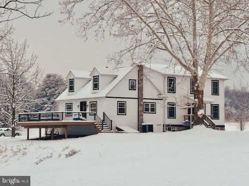 1109 Upper Van Reed Rd, LEESPORT, PA, 19533-9342 | Card Image