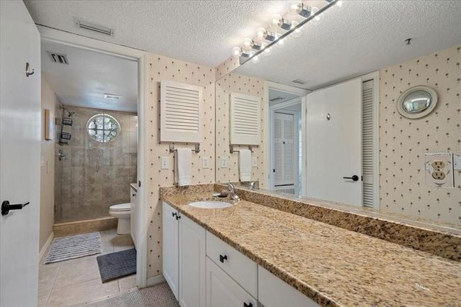 1223 - 1223 Siesta Bayside Dr, Condo with 1 bedrooms, 1 bathrooms and null parking in SARASOTA FL | Image 16