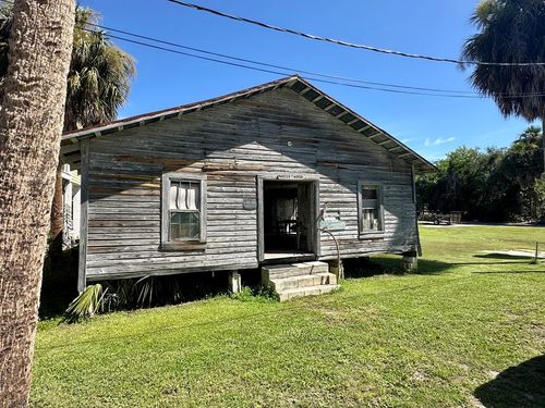709 5th St, CEDAR KEY, FL, 32625-5055 | Card Image