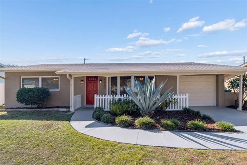 5682 46th Ave N, St Petersburg, FL, 33709-3604 | Card Image