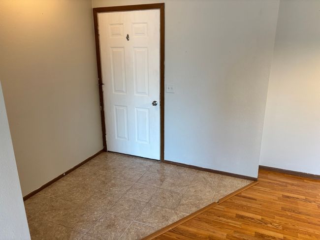 APT-203 - 1712 Creek Rd, Condo with 2 bedrooms, 1 bathrooms and null parking in West Bend WI | Image 6