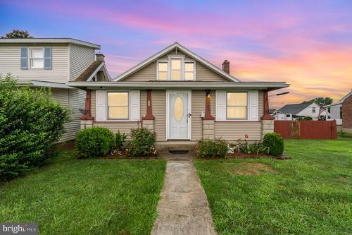 103 S Chestnut St, SELINSGROVE, PA, 17870-9620 | Card Image