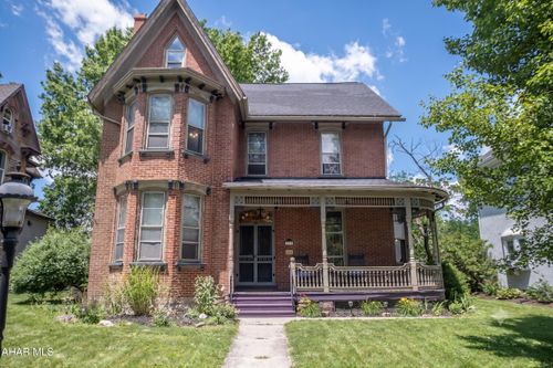 915 Allegheny St, Hollidaysburg, PA, 16648-2403 | Card Image