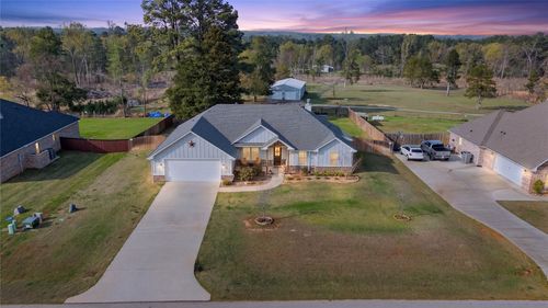 18341 Timber Oaks Dr, Lindale, TX, 75771-4820 | Card Image