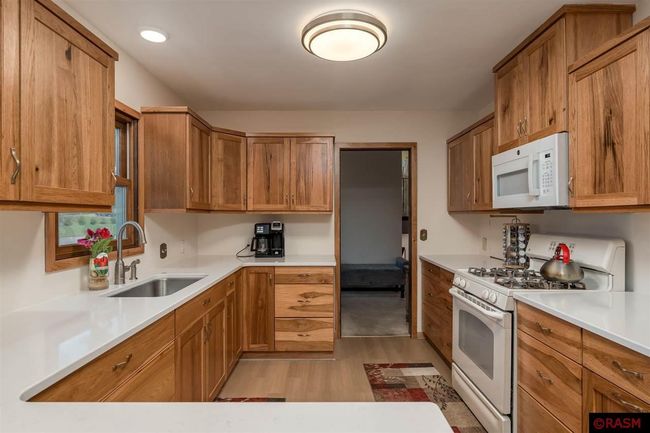829 Church St, House other with 4 bedrooms, 2 bathrooms and null parking in Saint Peter MN | Image 14