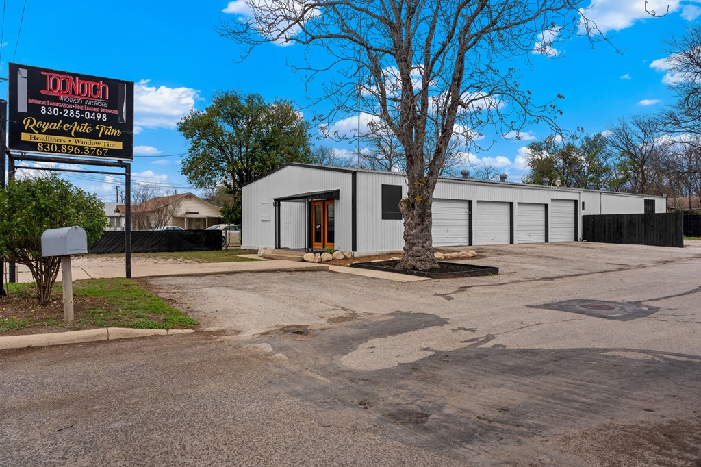 Commercial Sale in Kerrville 3