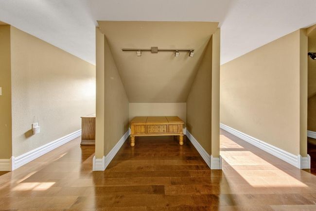 31 Apt dormer.jpg | Image 47