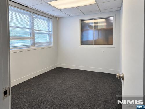 420 E Edsall Blvd, Palisades Park, NJ, 07650-2330 | Card Image