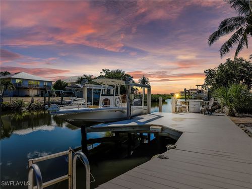 405 Grenada Ave, NAPLES, FL, 34113-8622 | Card Image