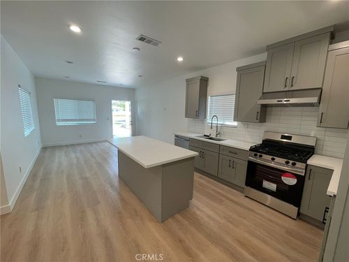 a-304 Diana Pl, Fullerton, CA, 92833-2615 | Card Image