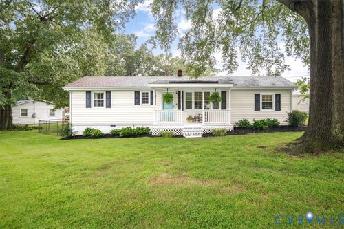 16100 Gary Ave, Chester, VA, 23831-7405 | Card Image