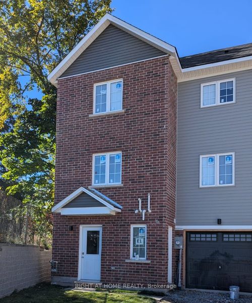139 Highriver Trail, Welland, ON, L3C0H6 | Card Image