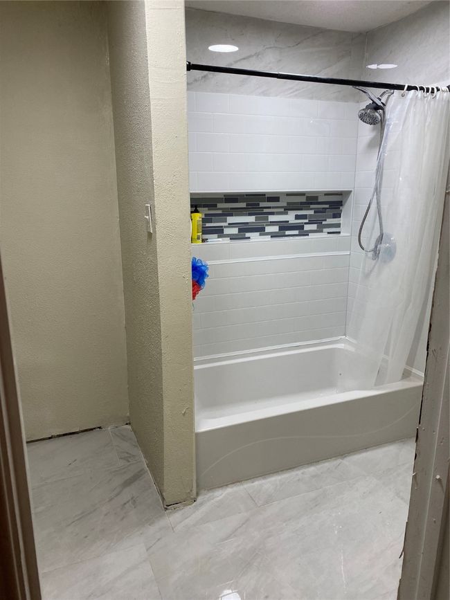 206 Methodist St, House other with 4 bedrooms, 2 bathrooms and null parking in Red Oak TX | Image 22