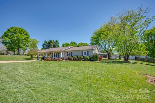 188 E Fork Dr, Ellenboro, NC, 28040-9619 | Card Image