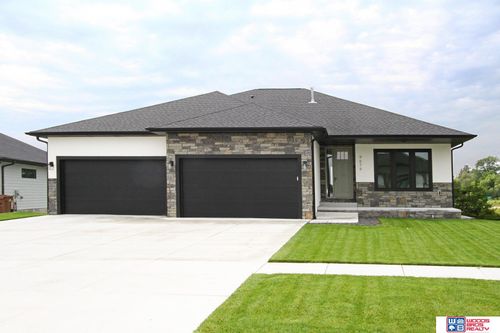 9679 Topher Blvd, Lincoln, NE, 68526-6144 | Card Image