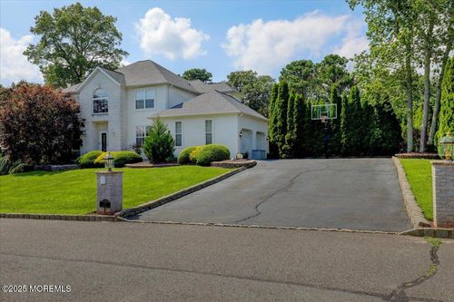9 Cecilia Ct, Howell, NJ, 07731-1458 | Card Image