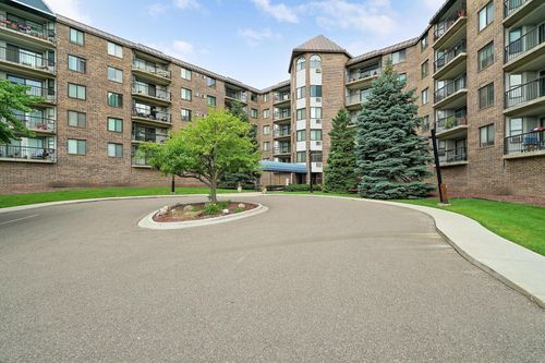 apt-415-2601 Kenzie Ter, Saint Anthony, MN, 55418-4241 | Card Image
