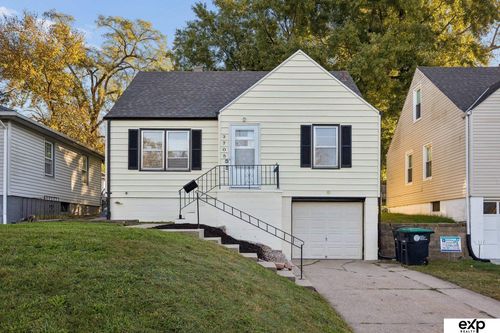 3705 N 55 Street, Omaha, NE, 68104 | Card Image