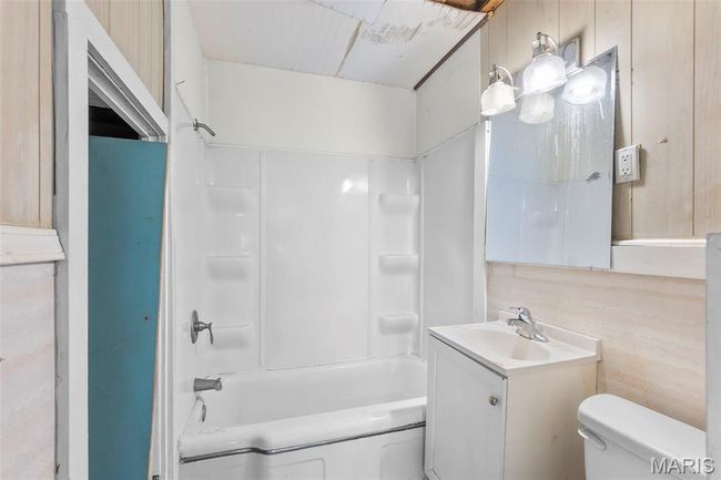 114 N West End Blvd, House other with 5 bedrooms, 2 bathrooms and null parking in Cape Girardeau MO | Image 13