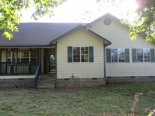 396 Meadow Dr, Gloster, LA, 71030-3304 | Card Image