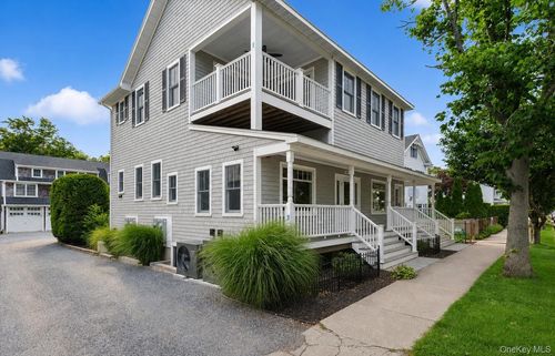 413A 1st Street, Southold, NY, 11944 | Card Image