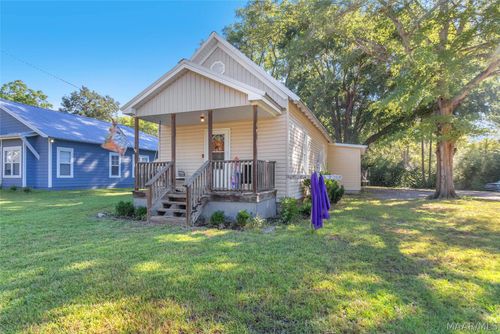 4 Alber Dr, Tallassee, AL, 36078-2112 | Card Image
