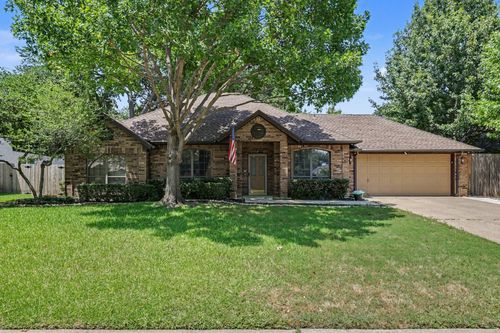 2421 Cornell Dr, Flower Mound, TX, 75022-4877 | Card Image