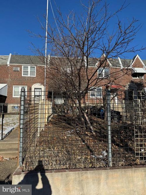 2113 Tyson Ave, PHILADELPHIA, PA, 19149-1811 | Card Image