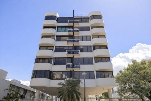 ph4-1404 Magdalena Avenue, SAN JUAN, PR, 00907 | Card Image