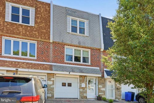 3746 S Hereford Ln, PHILADELPHIA, PA, 19114-1911 | Card Image