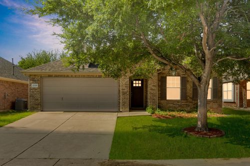 2328 Aurora Dr, Little Elm, TX, 75068-7640 | Card Image