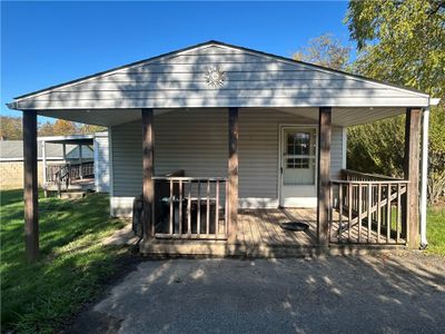 207 West Pennsville St, House other with 2 bedrooms, 1 bathrooms and 2 parking in Connellsville PA | Image 1