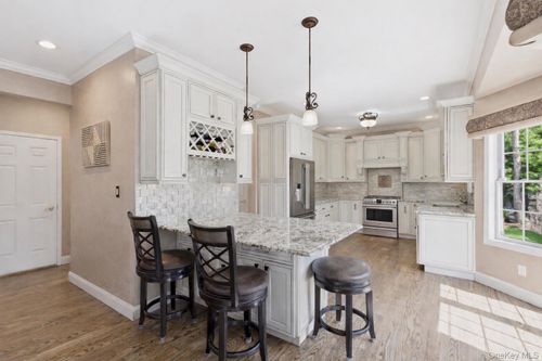 21 County Road 51, East Moriches, NY, 11940-1100 | Card Image