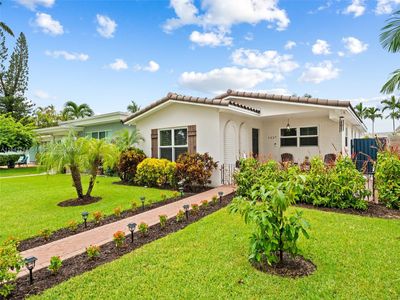 1437 Tyler St, House other with 4 bedrooms, 2 bathrooms and null parking in Hollywood FL | Image 2