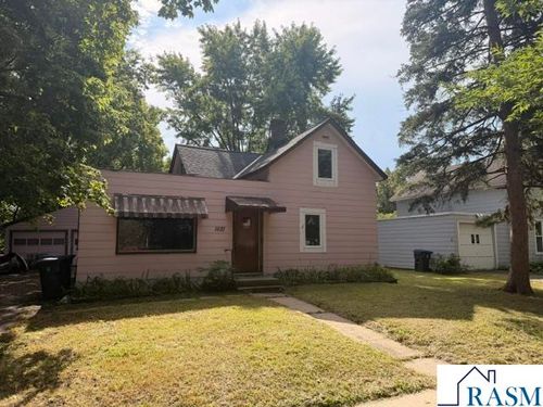 1621 N 4th St, Mankato, MN, 56001-3213 | Card Image