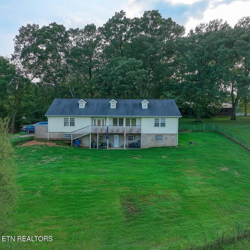 2215 Island Blvd, Sevierville, TN, 37876-0423 | Card Image