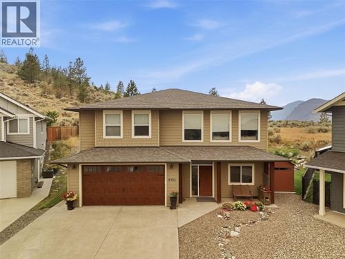8702 Badger Dr, Kamloops, BC, V2C0B2 | Card Image