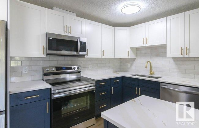 102 Primrose Gdns Nw, Townhouse with 3 bedrooms, 2 bathrooms and null parking in Edmonton AB | Image 7