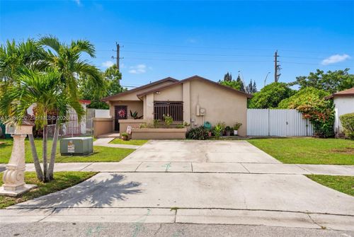 12422 Sw 199th St, Miami, FL, 33177-4956 | Card Image