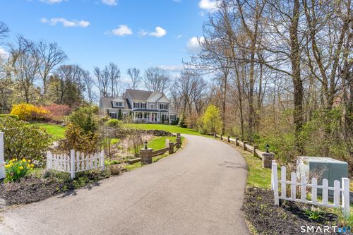 21 Fir Tree Dr N, Branford, CT, 06405-3211 | Card Image