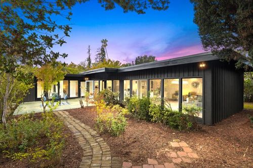 2396 Glen Way, East Palo Alto, CA, 94303-1530 | Card Image